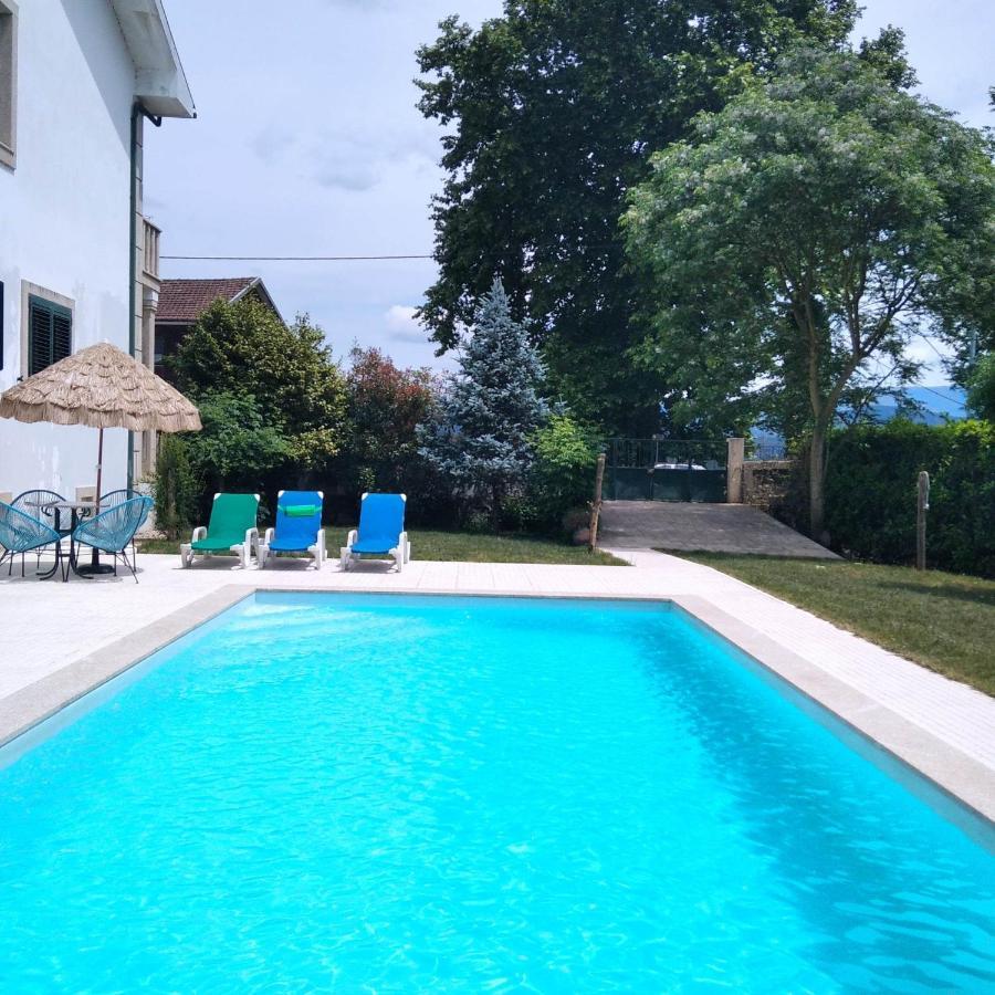 Villa Garden & Pool - Alojamentos セロリコ・デ・バスト エクステリア 写真