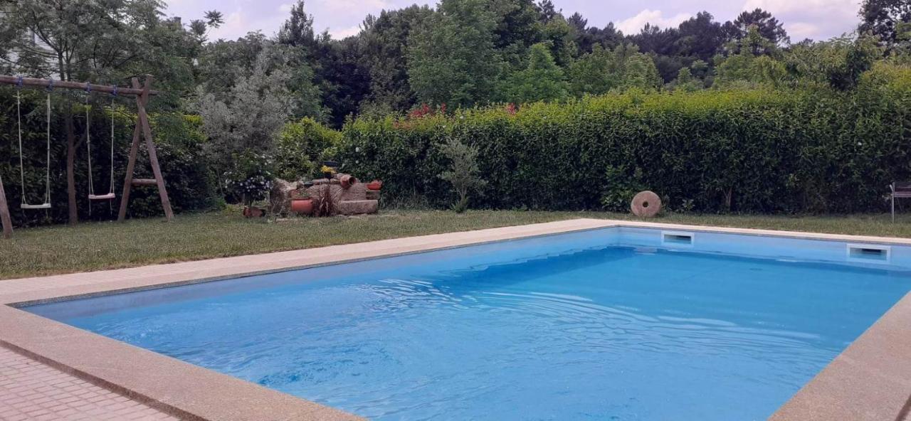 Villa Garden & Pool - Alojamentos セロリコ・デ・バスト エクステリア 写真