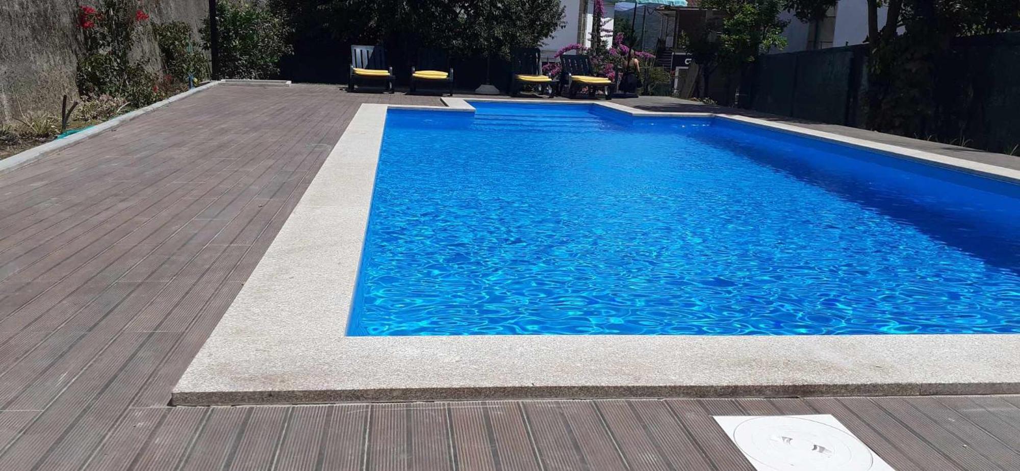 Villa Garden & Pool - Alojamentos セロリコ・デ・バスト エクステリア 写真